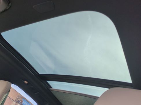 New 2026 Volvo XC60 B5 Plus w/ Climate Package image 17