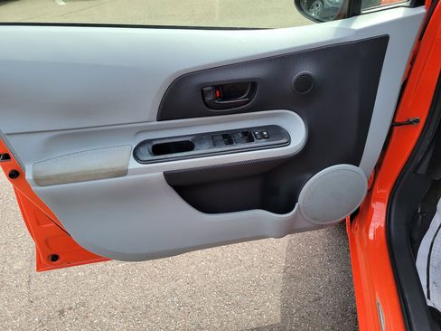 Used 2012 Toyota Prius C One FWD image 14