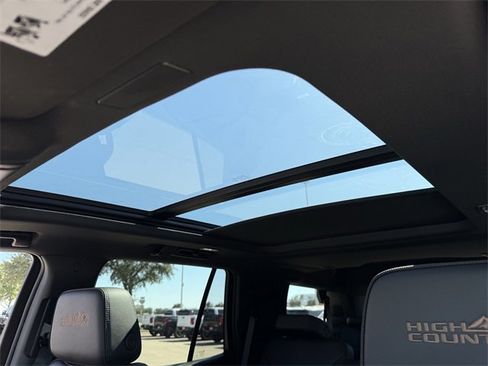 New 2026 Chevrolet Tahoe High Country image 22