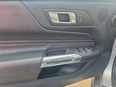 Used 2024 Ford Mustang Premium image 23