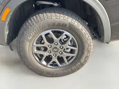Used 2025 Ford Ranger XLT AWD/4WD image 39