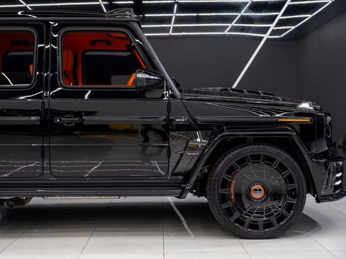 Used 2025 Mercedes-Benz G 63 AMG 4MATIC image 11