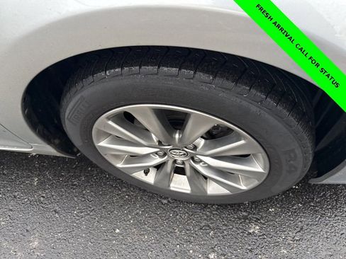 Used 2015 Toyota Camry XLE image 4