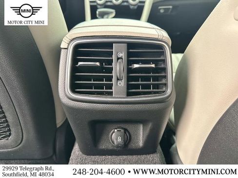 Used 2022 Genesis G70 3.3T w/ Sport Advanced Package image 17