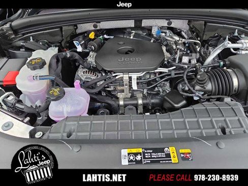 New 2026 Jeep Grand Cherokee Altitude image 18