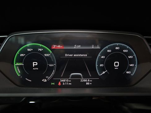 Used 2019 Audi e-tron Premium Plus AWD/4WD image 19