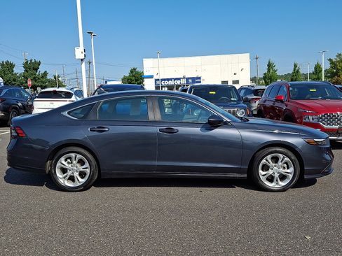 Certified 2023 Honda Accord LX image 7