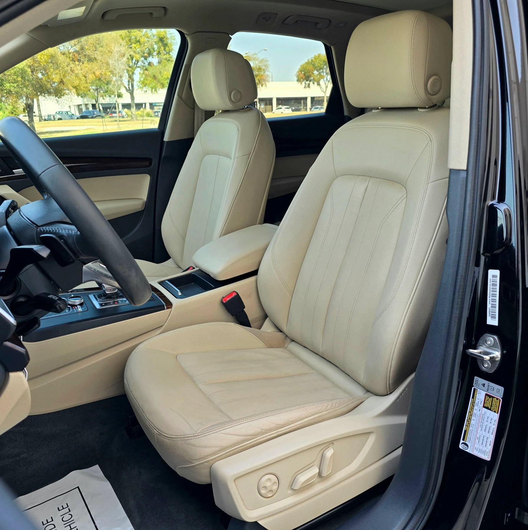 Used 2018 Audi Q5 2.0T Premium Plus w/ Premium Plus Package AWD/4WD image 22
