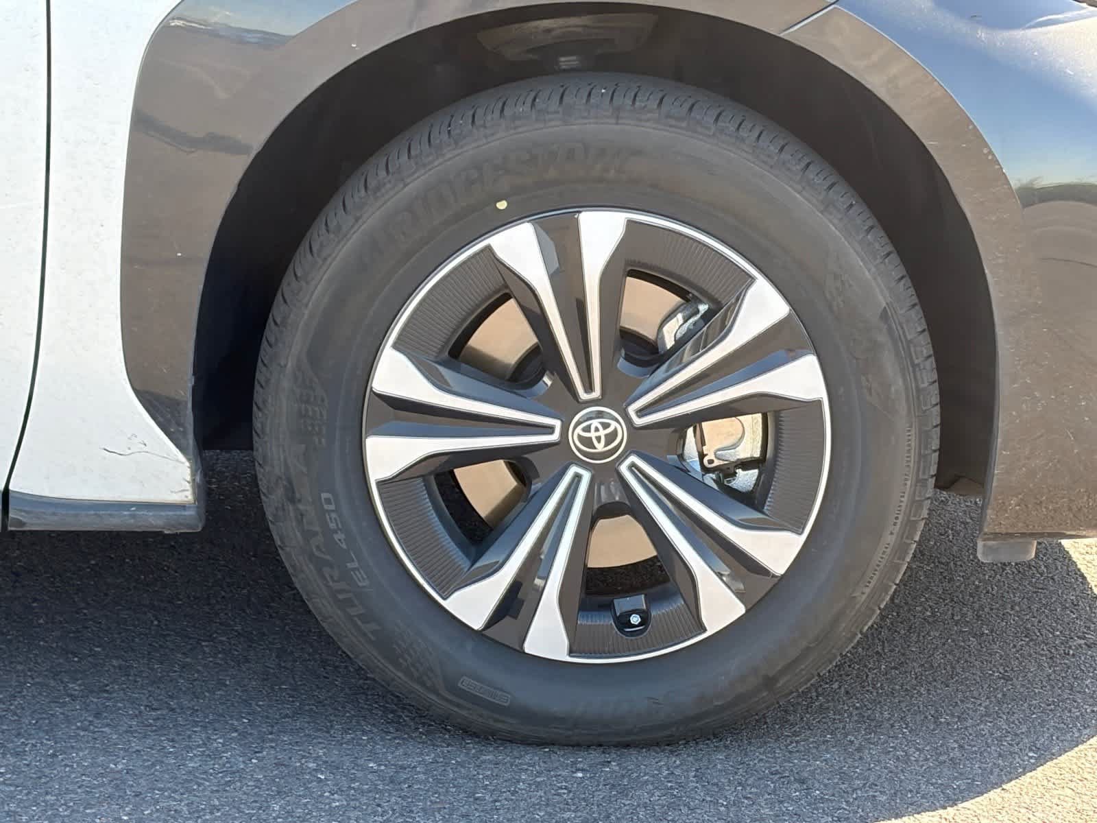 Used 2025 Toyota bZ4X FWD w/ Weather Package image 5