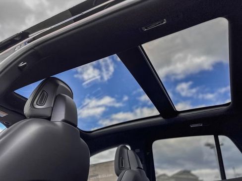 New 2026 Mercedes-Benz EQE 320 4MATIC SUV image 30