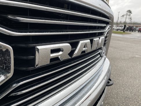 Used 2017 RAM 3500 Laramie Longhorn image 27