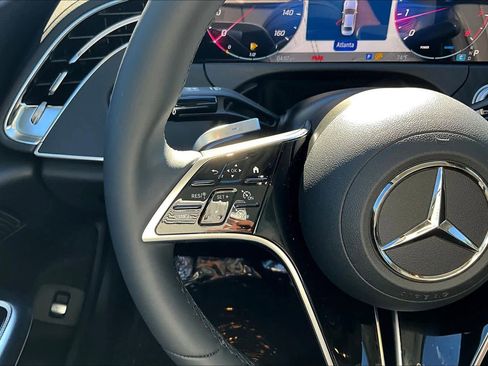 Used 2025 Mercedes-Benz E 350 Sedan image 22