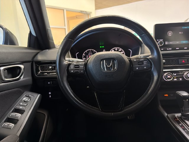 Used 2023 Honda Civic Sport image 15