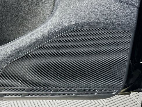 Used 2018 Volkswagen Golf SEL image 19