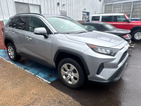 Used 2019 Toyota RAV4 LE w/ All Weather Liner Package AWD/4WD image 3