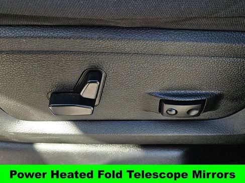 Used 2024 RAM 2500 Big Horn image 29