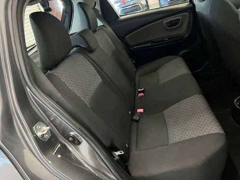 Used 2016 Toyota Yaris L image 17