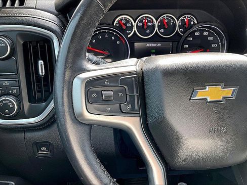 Used 2020 Chevrolet Silverado 1500 LT w/ Texas Edition image 19