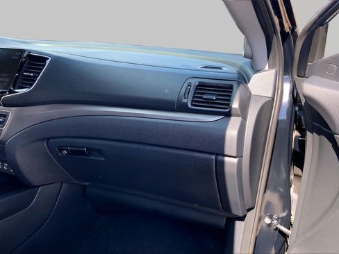 Used 2025 Honda Ridgeline Sport+ image 18
