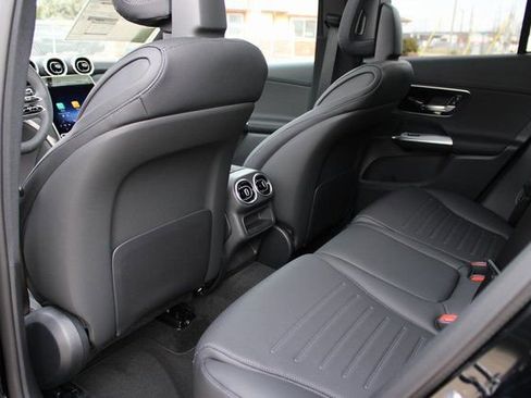 New 2026 Mercedes-Benz GLC 300 4MATIC image 31