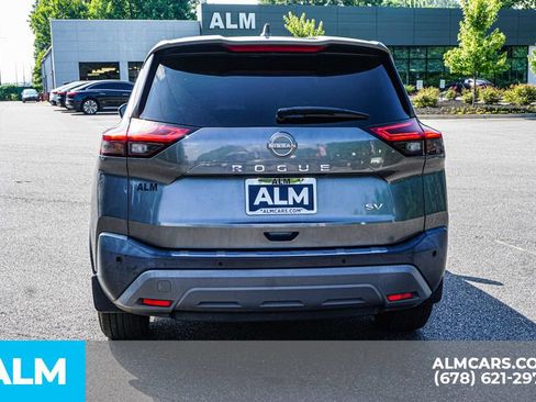 Used 2022 Nissan Rogue SV FWD image 11