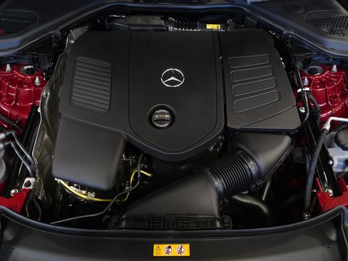 New 2026 Mercedes-Benz E 350 4MATIC Sedan image 32