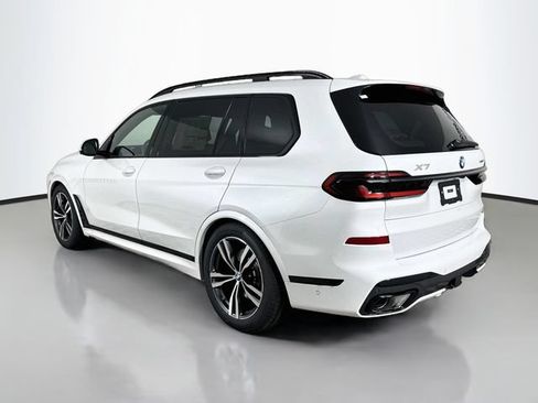 New 2027 BMW X7 xDrive40i w/ M Sport Package AWD/4WD image 5