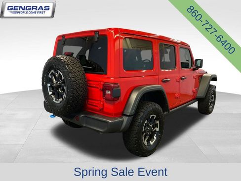 Used 2025 Jeep Wrangler Unlimited Rubicon 4xe w/ Convenience Group AWD/4WD image 7