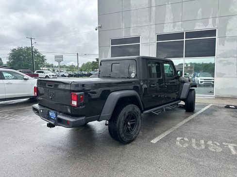 Used 2020 Jeep Gladiator Sport w/ Quick Order Package 24S AWD/4WD image 3