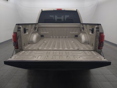 Used 2017 Ford F150 Lariat w/ Equipment Group 502A Luxury RWD image 29