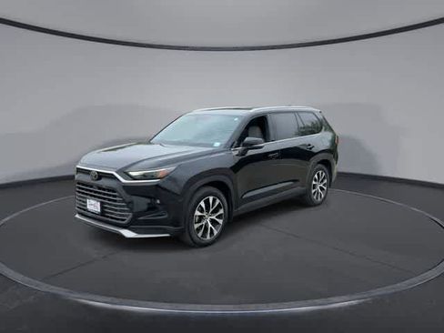 Certified 2024 Toyota Grand Highlander AWD Hybrid image 4