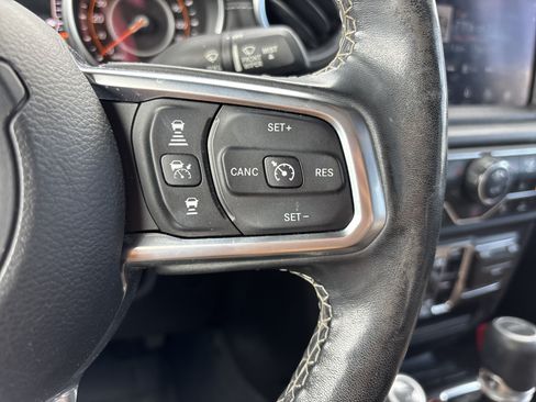 Used 2020 Jeep Gladiator Overland AWD/4WD image 20