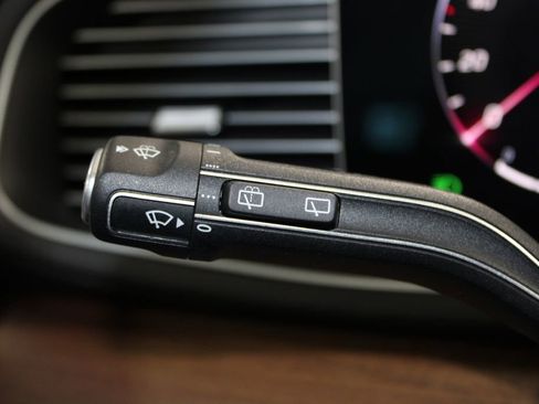 Used 2025 Mercedes-Benz GLS 450 GLS 450 image 35