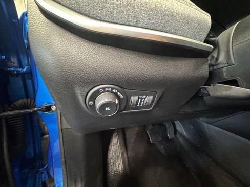 Used 2023 Jeep Compass Latitude AWD/4WD image 22