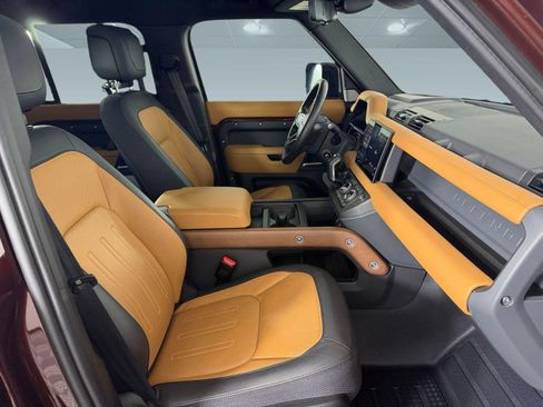 Used 2024 Land Rover Defender 130 X AWD/4WD image 20
