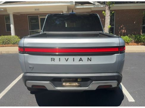 Used 2024 Rivian R1T Adventure AWD/4WD image 4