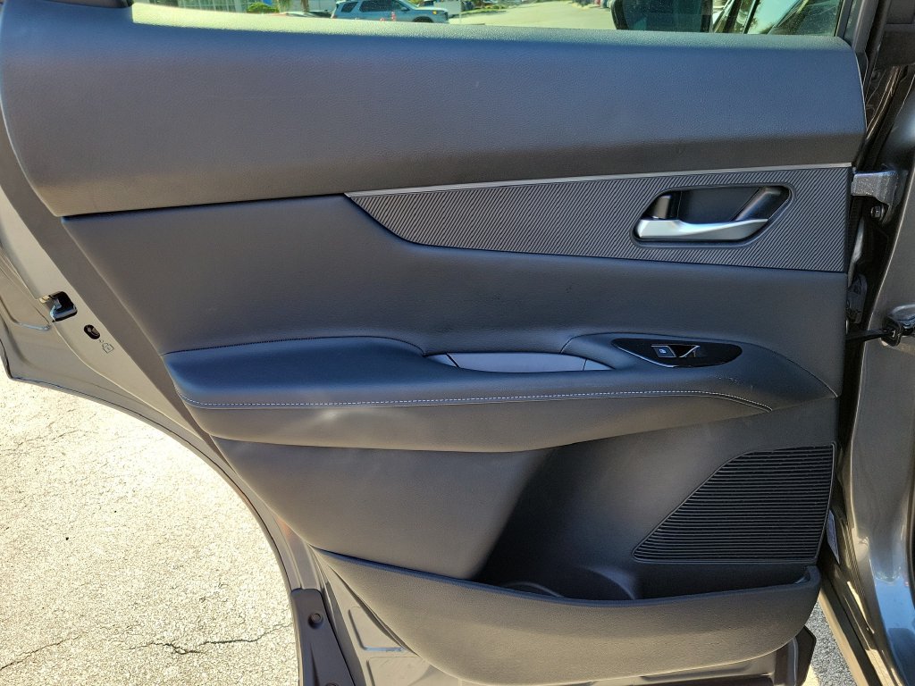 Used 2025 Nissan Murano SV FWD image 13