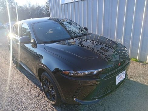 Used 2024 Dodge Hornet GT w/ GT Blacktop Package image 1