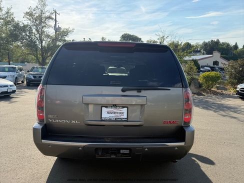 Used 2012 GMC Yukon XL Denali AWD/4WD image 6