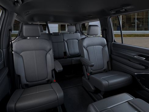 New 2026 Jeep Grand Wagoneer Limited AWD/4WD image 15