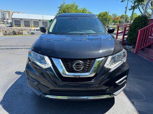 Used 2020 Nissan Rogue S FWD image 2