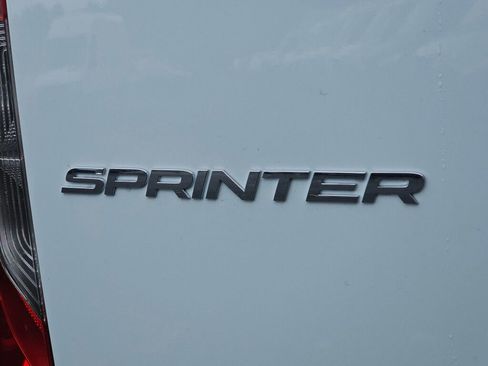 New 2025 Mercedes-Benz Sprinter 2500 image 12