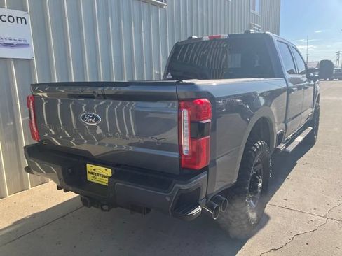 Used 2024 Ford F350 Lariat w/ Lariat Ultimate Package AWD/4WD image 4