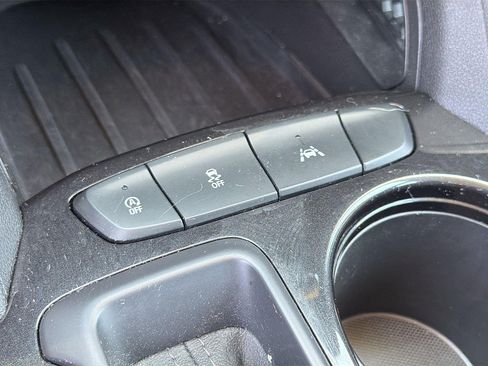 Used 2025 Chevrolet TrailBlazer LS FWD image 15