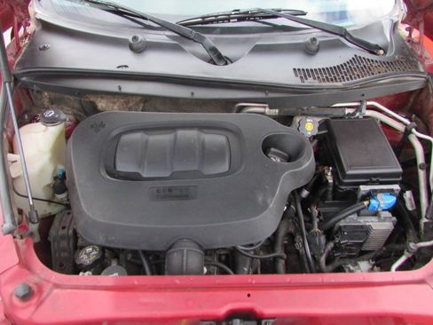 Used 2009 Chevrolet HHR LS image 34