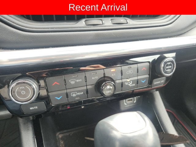 Used 2023 Jeep Compass Limited AWD/4WD image 11