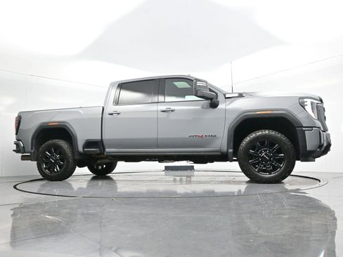 Used 2024 GMC Sierra 3500 AT4 w/ AT4 Premium Plus Package image 43