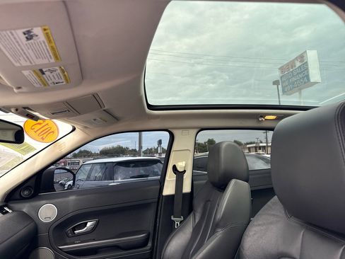 Used 2015 Land Rover Range Rover Evoque Pure Plus image 28