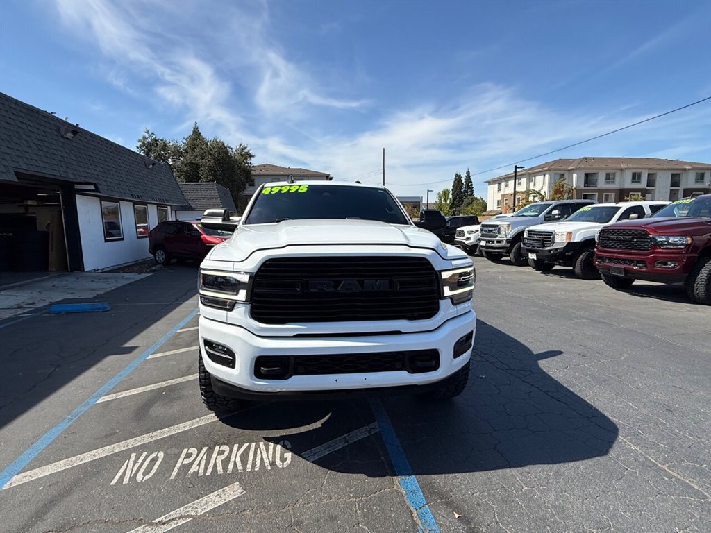 Used 2022 RAM 2500 Laramie AWD/4WD image 2