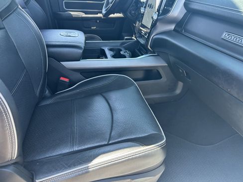 Used 2022 RAM 2500 Laramie AWD/4WD image 11